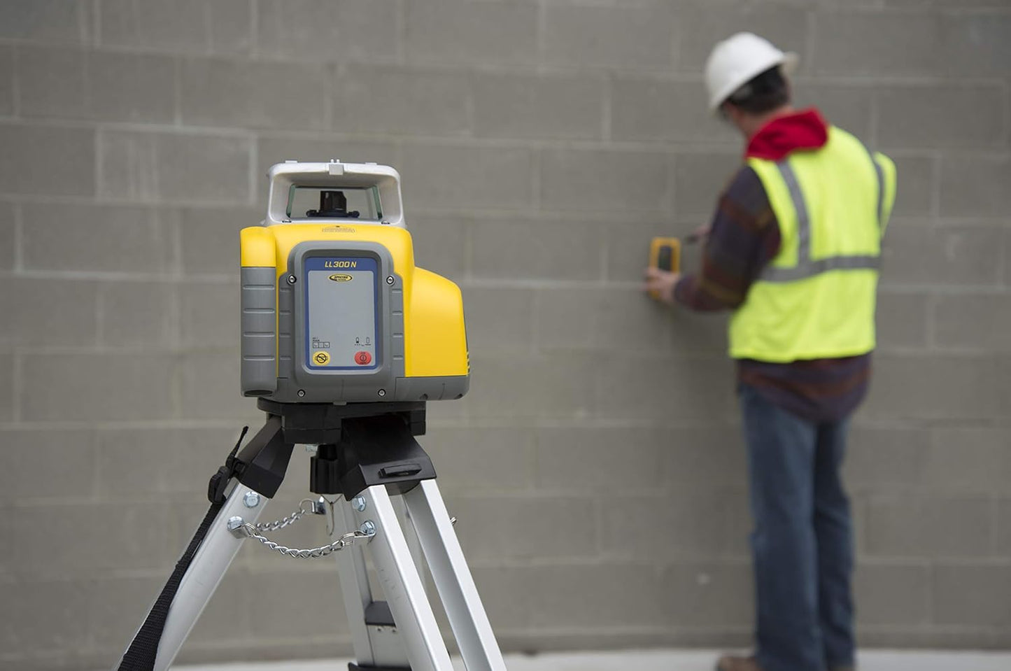 Spectra LL300 Laser Level Kit