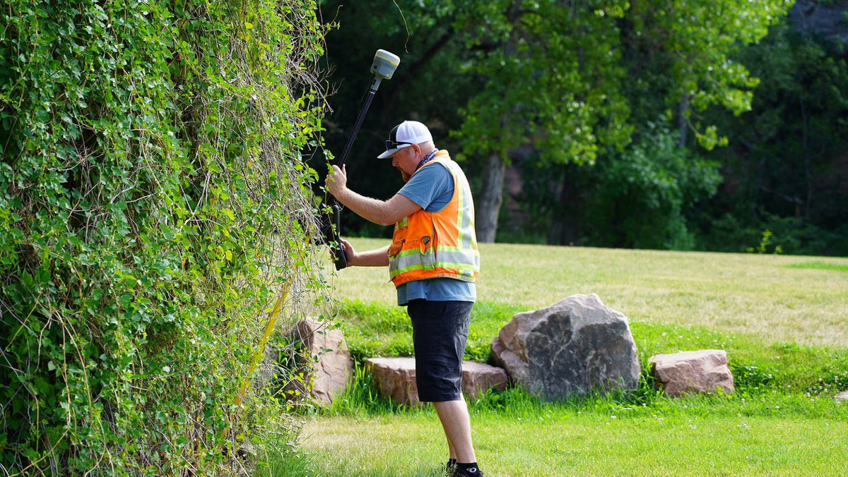 Trimble R12i GNSS