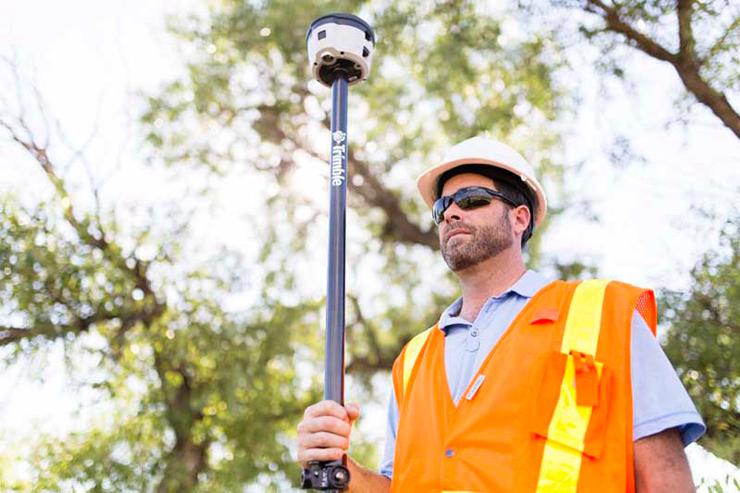 Trimble R2 GNSS Receiver