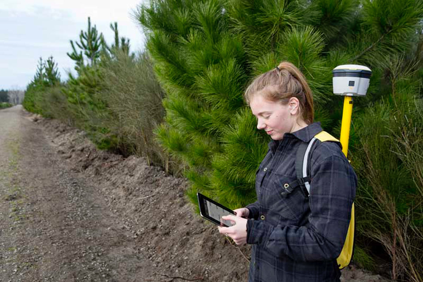 Trimble R2 GNSS Receiver