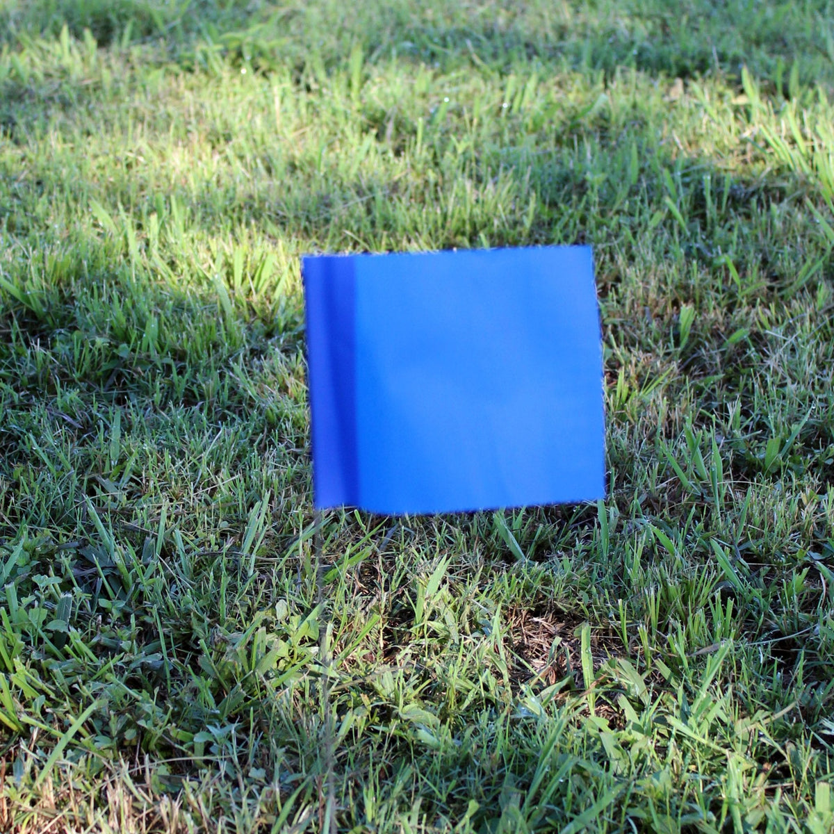 Presco Wire Marking Flags 2"x3"x21" (price per bundle)