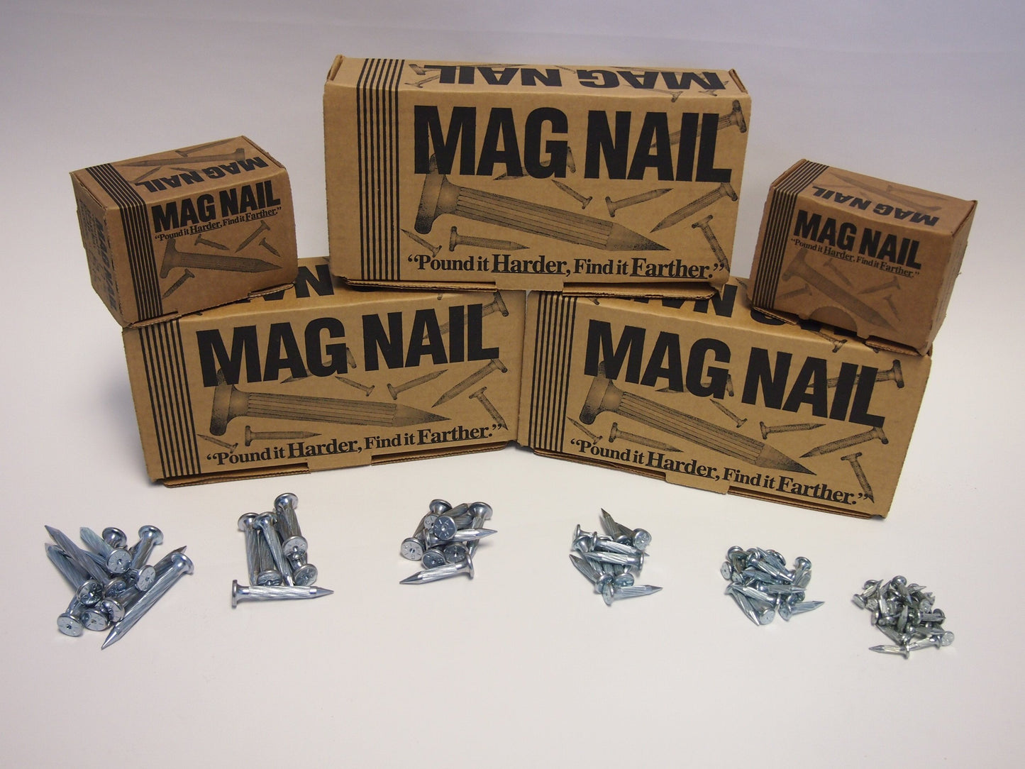 ChrisNik MAG Nails 1-1/4" x 3/16" (100 pcs)