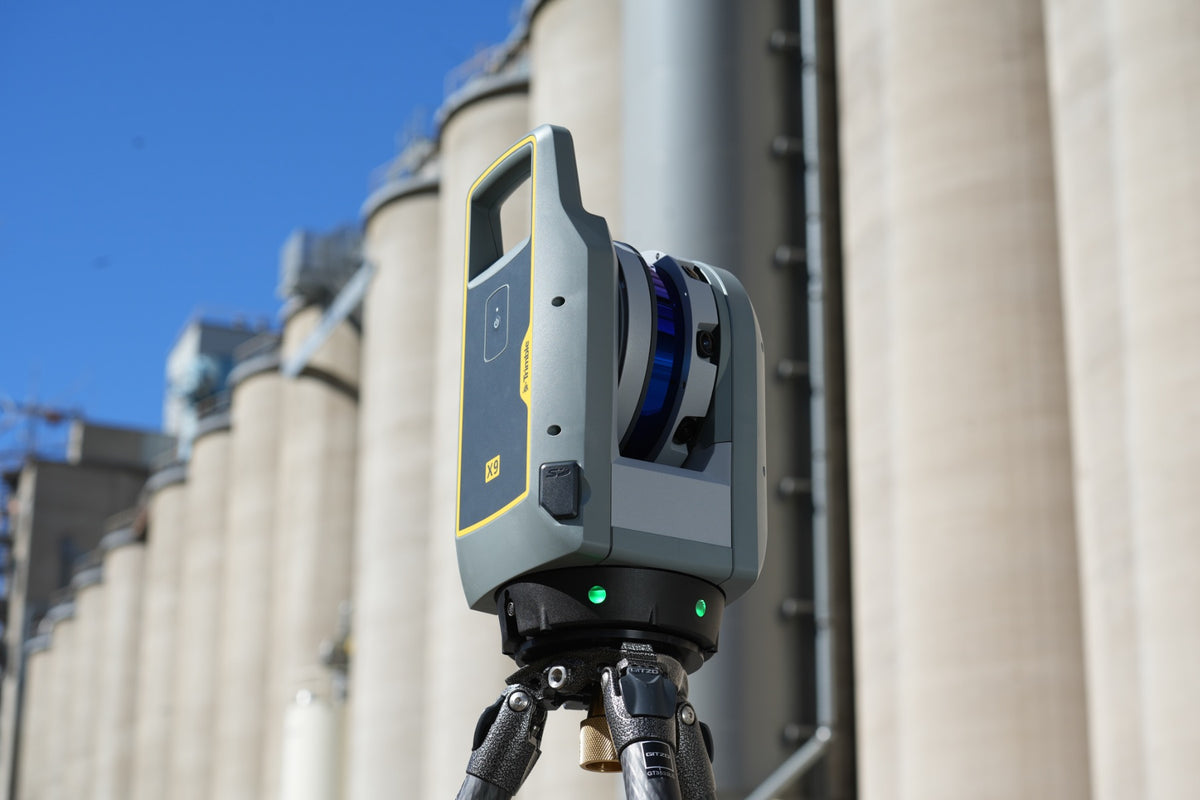 Trimble X9 3D Laser Scanning System Kit with T10x Tablet